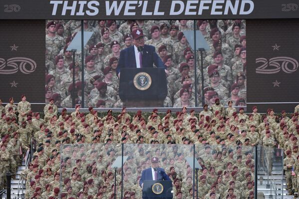 Amerikan ordusunun kuruluşunun 250. yıl dönümünü 14 Haziran&#x27;da Washington&#x27;daki büyük bir geçit töreniyle kutlayacaklarını hatırlatan Trump, bundan sonra bu kutlamalara devam edeceklerini belirtti. - Sputnik Türkiye