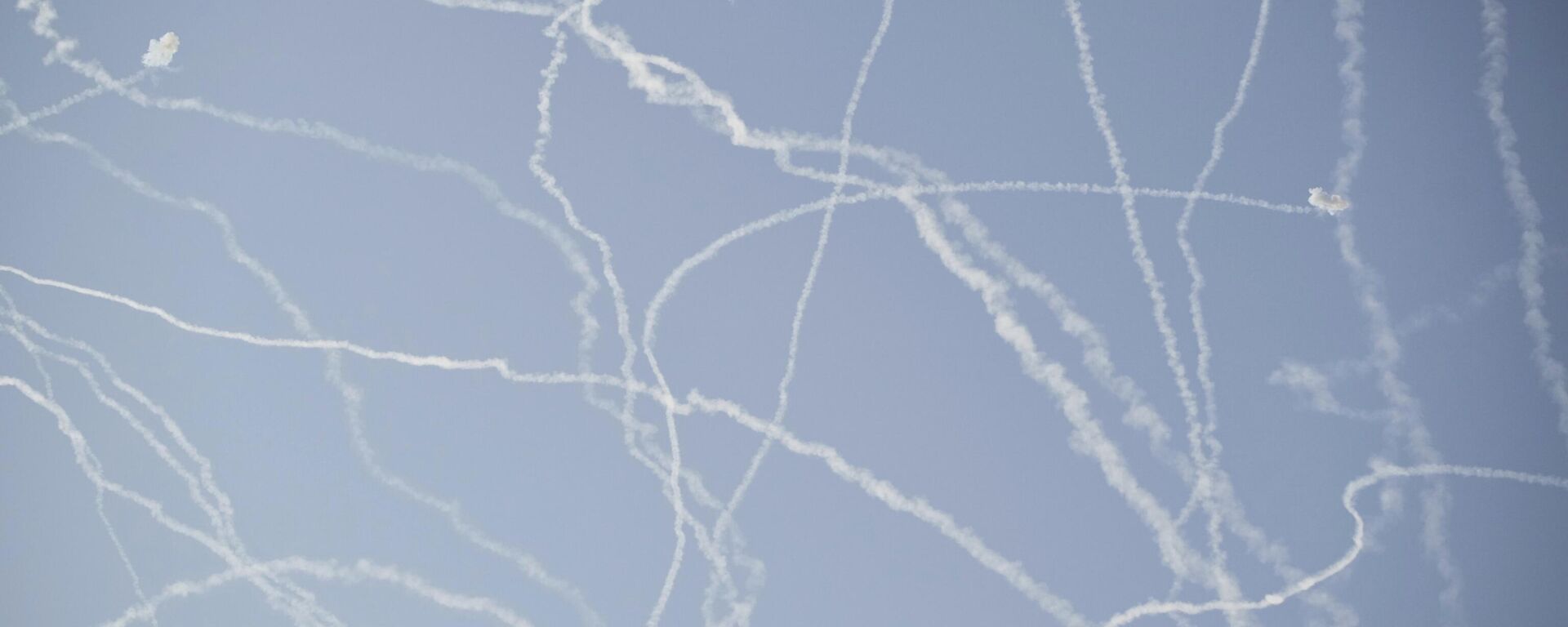 CANLI İran-İsrail çatışması 7. günü: İsrail saldırılarına devam ederken İran, hipersonik füzelerle karşılık veriyor - Sputnik Türkiye, 1920, 19.06.2025