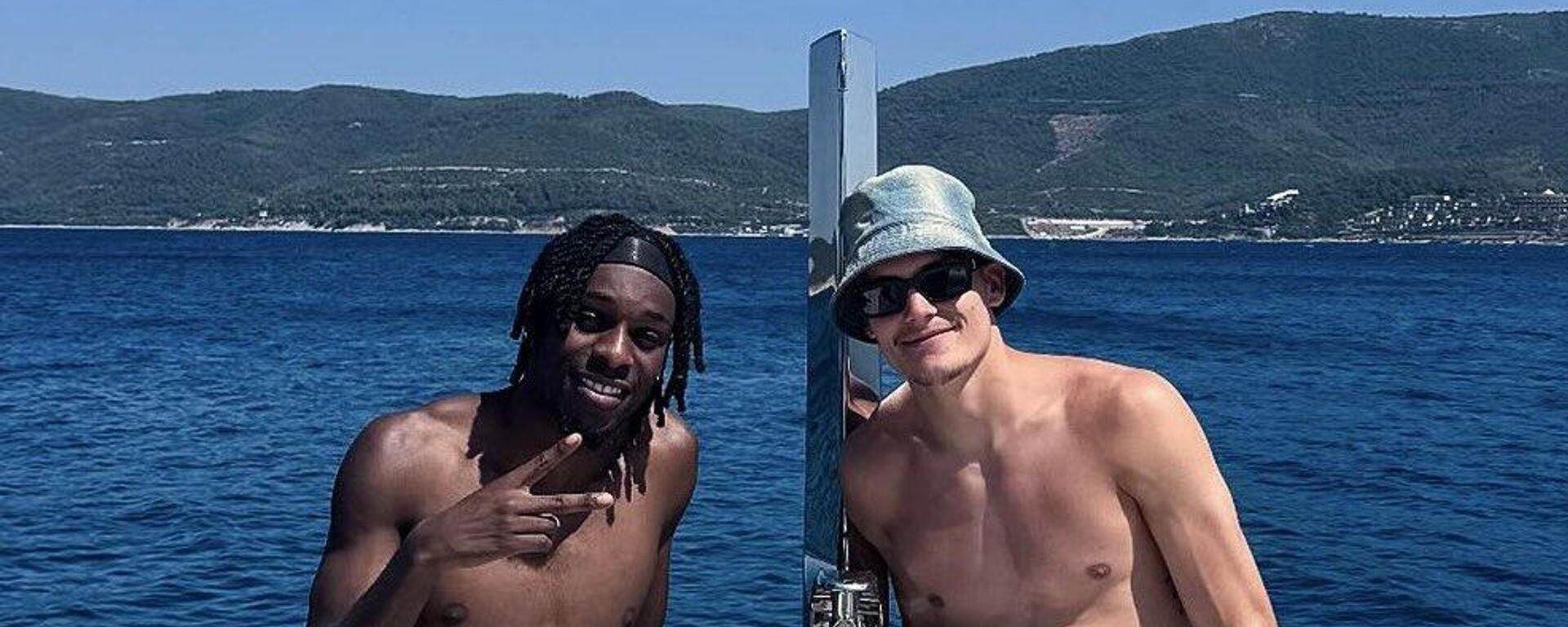 Jeremie Frimpong sosyal medya  - Sputnik Türkiye, 1920, 19.06.2025