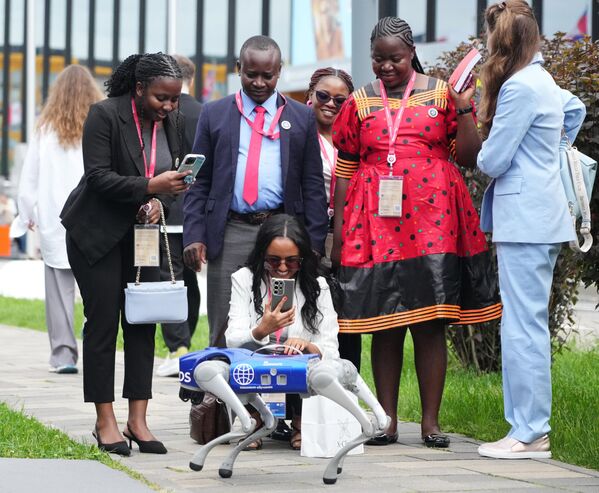 SPIEF-2025'ten renkli görüntüler - Sputnik Türkiye