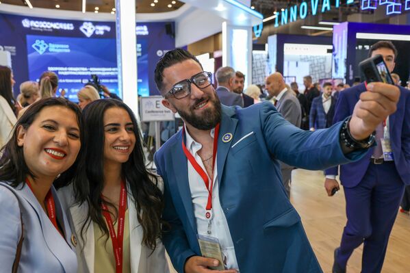 SPIEF-2025'ten renkli görüntüler - Sputnik Türkiye