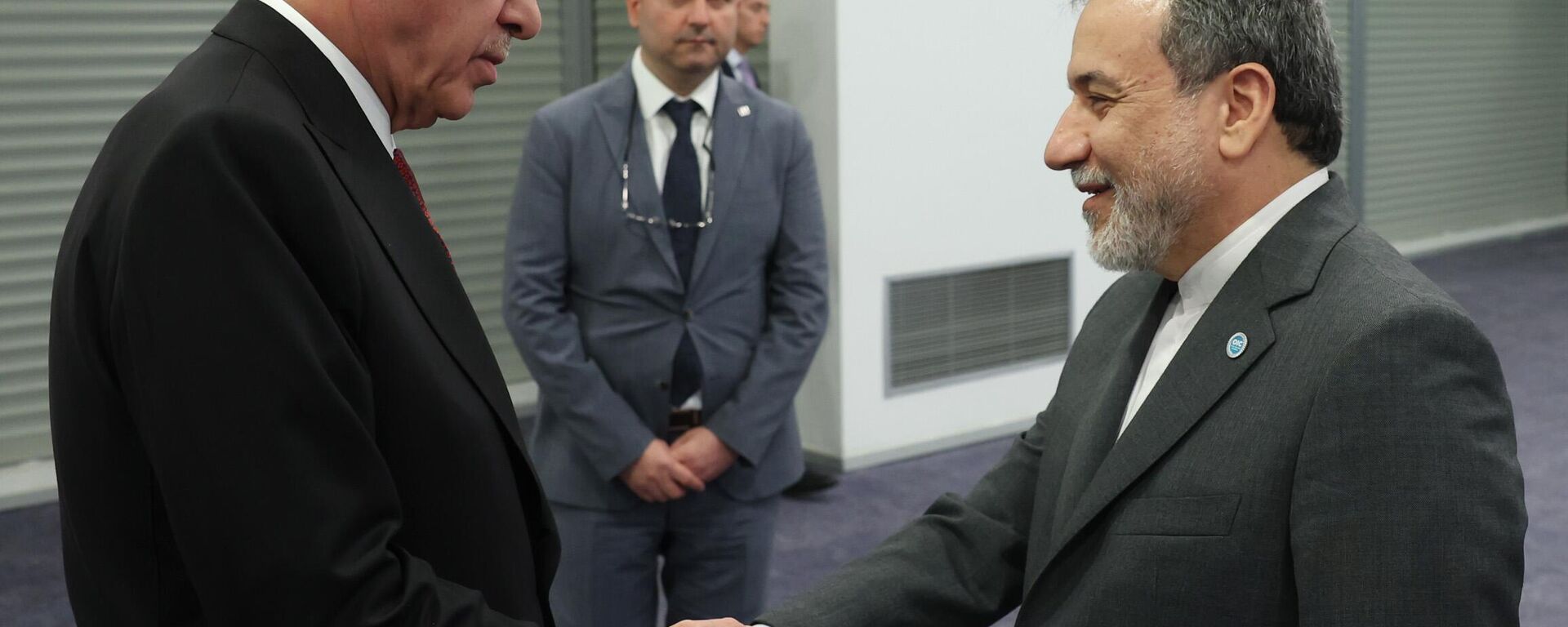 Cumhurbaşkanı Erdoğan, İran Dışişleri Bakanı Arakçi'yi kabul etti
 - Sputnik Türkiye, 1920, 21.06.2025