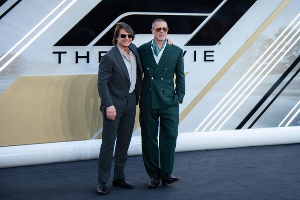 İkili, 1994 yapımı “Interview with the Vampire” filminden bu yana ilk kez birlikte kırmızı halıya çıktı - Sputnik Türkiye