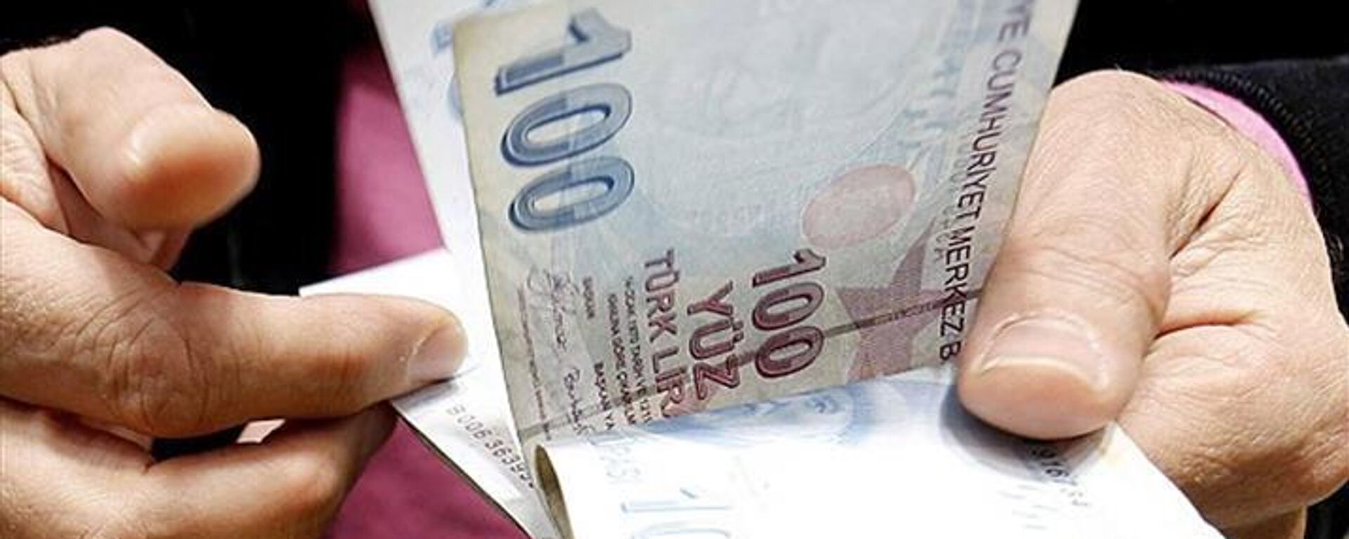 Emekli ve memur zammı 2025 - Sputnik Türkiye, 1920, 03.12.2025