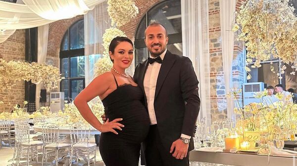 Ezgi Mola sosyal medya  - Sputnik Türkiye