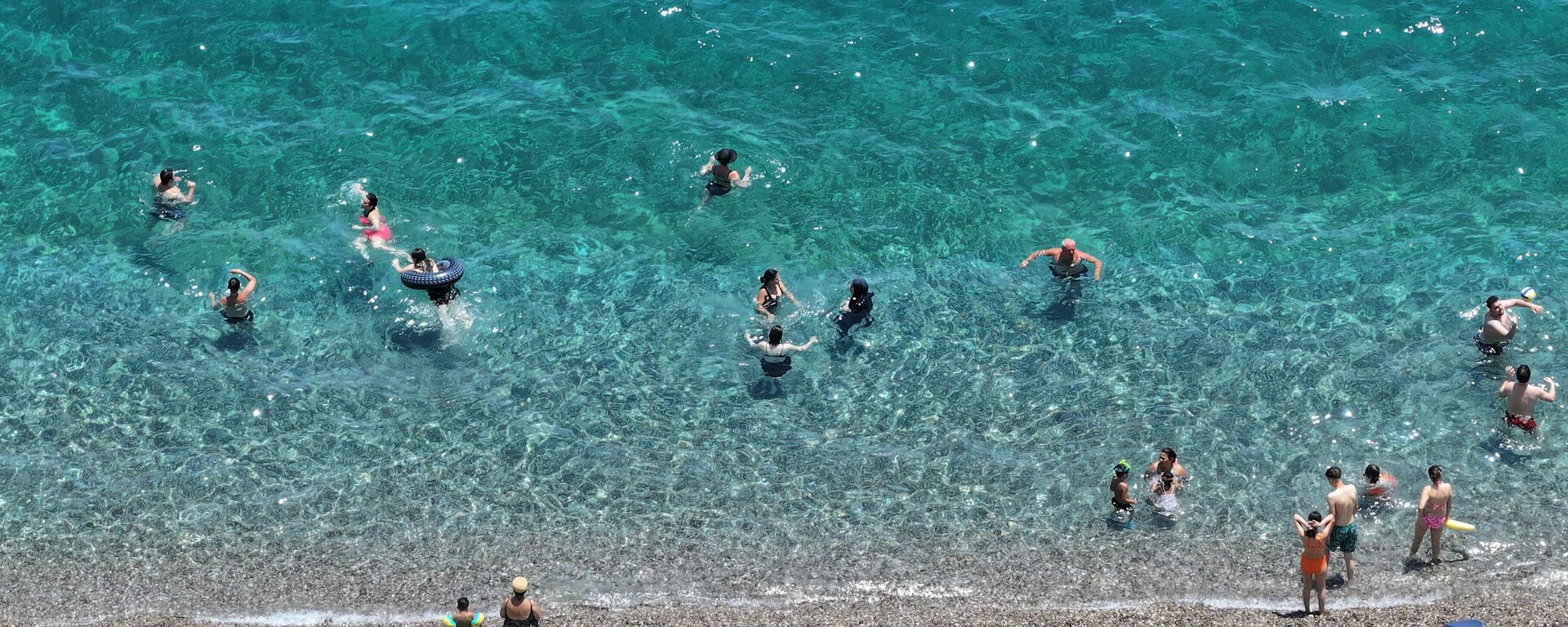 Hafta sonuna bir kala: Ücretsiz, ücretli plajlarıyla İstanbul 2025 Plajlar Rehberi - Sputnik Türkiye, 1920, 21.07.2025