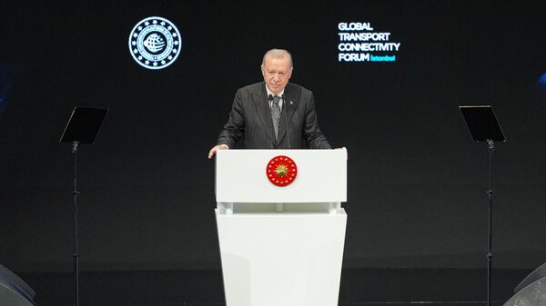 Cumhurbaşkanı Erdoğan, Küresel Ulaştırma Koridorları Forumunda konuştu
 - Sputnik Türkiye