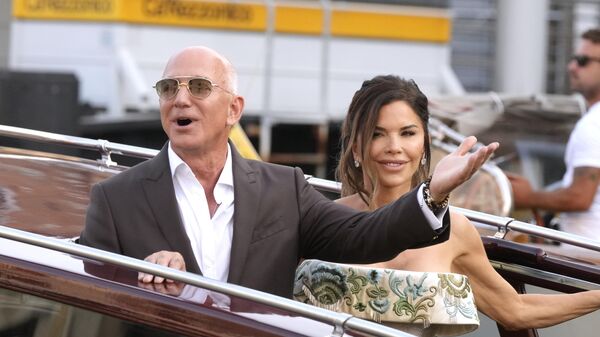 Jeff Bezos ve Lauren Sanchez’in 20 Milyon dolarlık düğünü Venedik’te başladı - Sputnik Türkiye