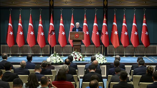 Kabine toplantısı emekli maaşı gündemde - Sputnik Türkiye