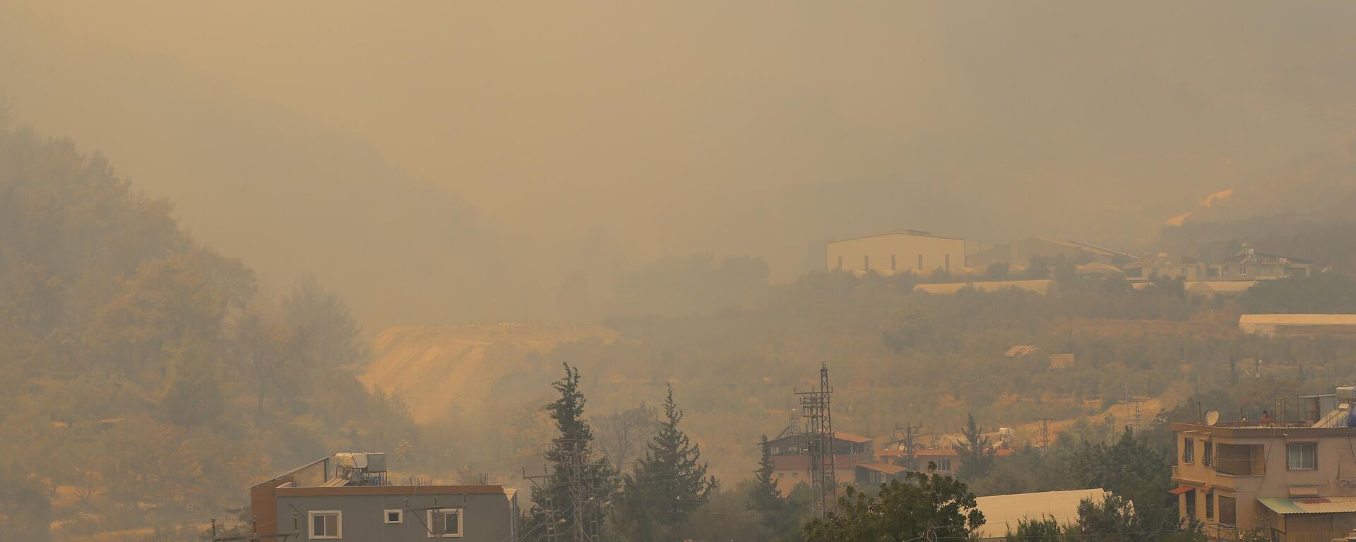 Hatay orman yangını - Sputnik Türkiye, 1920, 30.06.2025