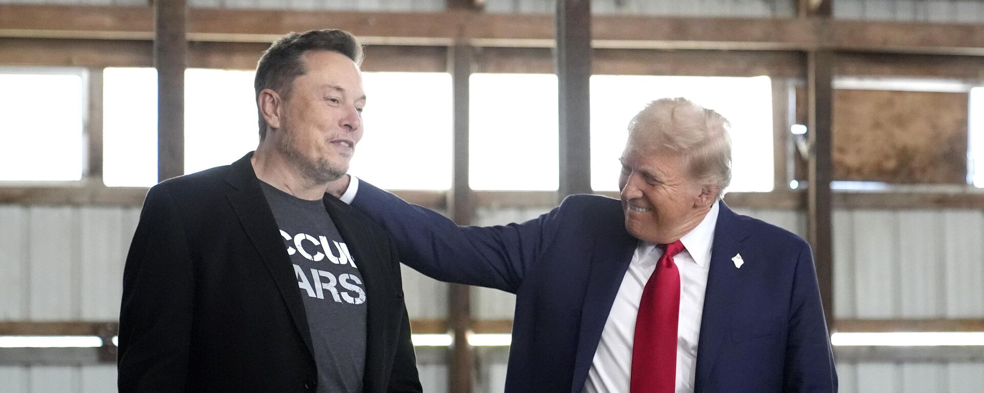 Donald Trump, 'Elon Musk sınır dışı edilir mi' sorusuna yanıt verdi: 'Bakacağız' - Sputnik Türkiye, 1920, 01.08.2025