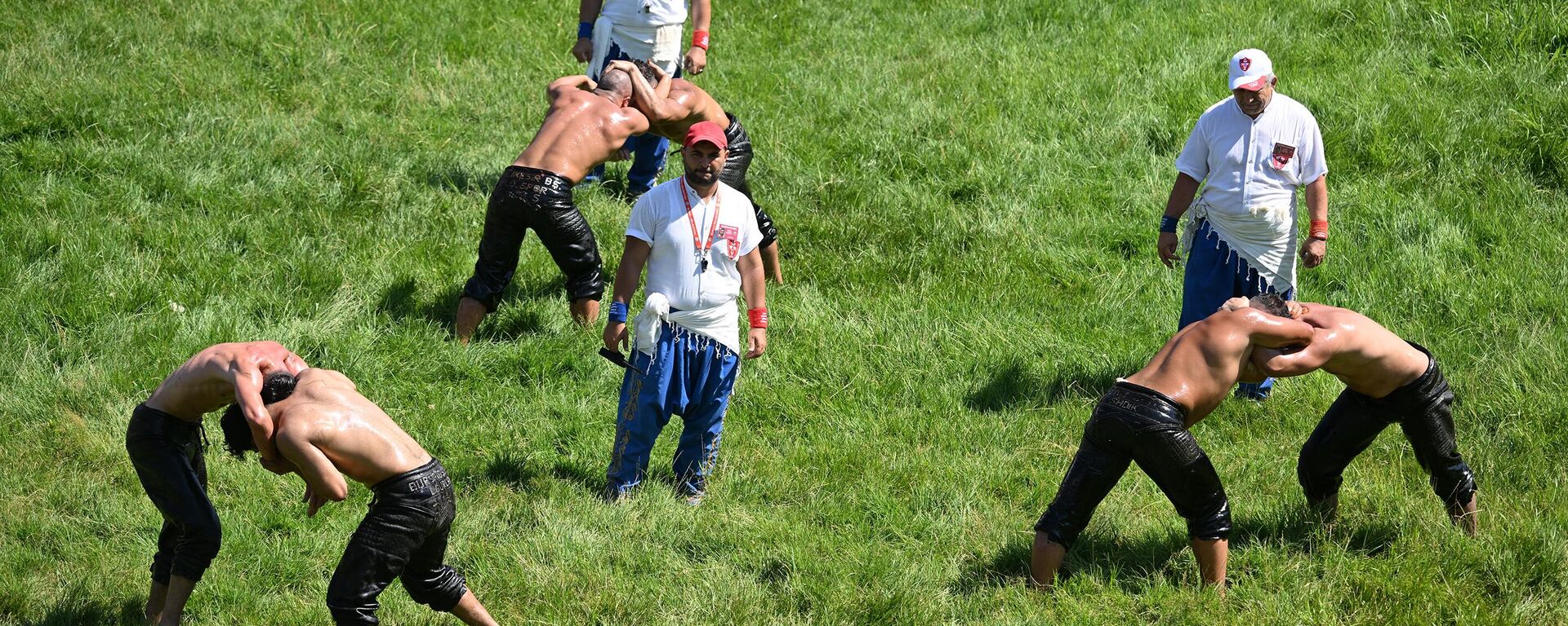 Kırkpınar Yağlı Güreşleri - Sputnik Türkiye, 1920, 04.07.2025