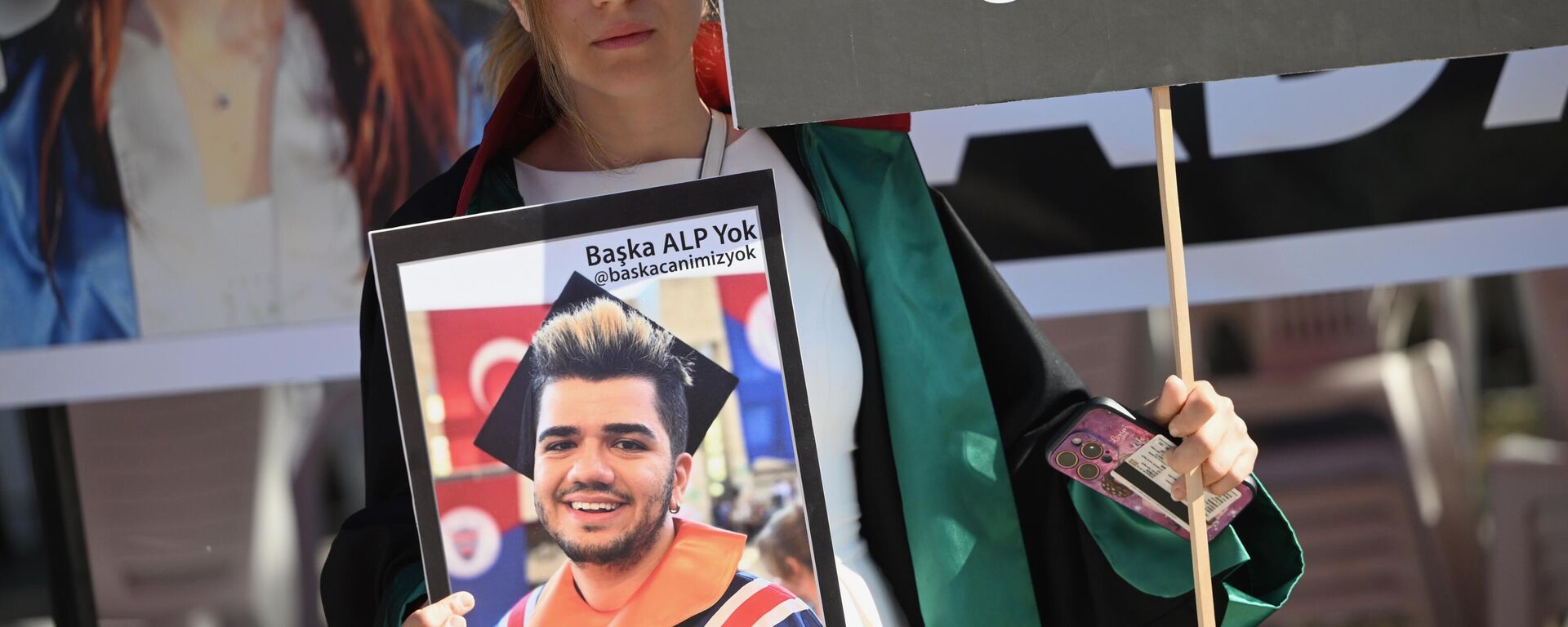 Alp Mercan - Sputnik Türkiye, 1920, 08.07.2025