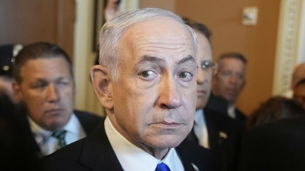 Netanyahu, İsrail'in 60 günlük ateşkes süresince Gazze'de kalıcı ateşkes müzakerelerine hazır olduğunu söyledi - Sputnik Türkiye