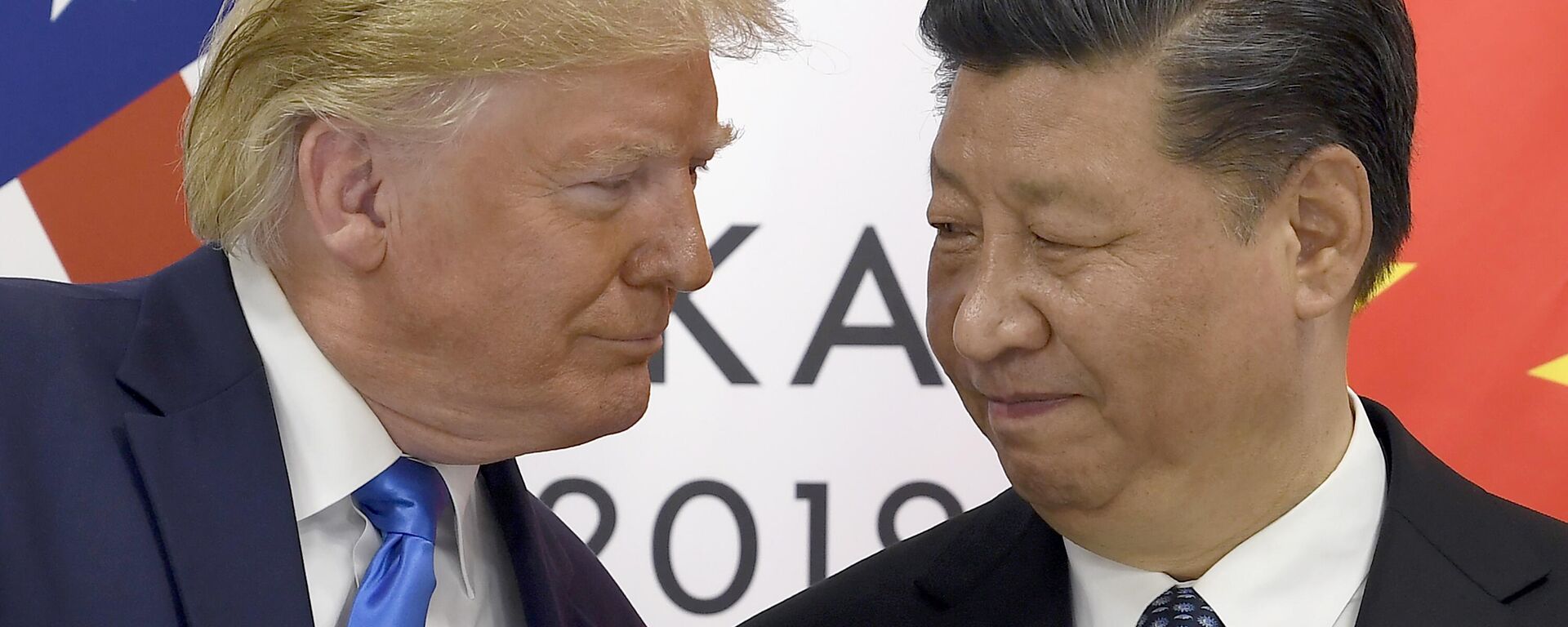 ABD Başkanı Donald Trump ve Çin Devlet Başkanı Şi Cinping  - Sputnik Türkiye, 1920, 11.10.2025
