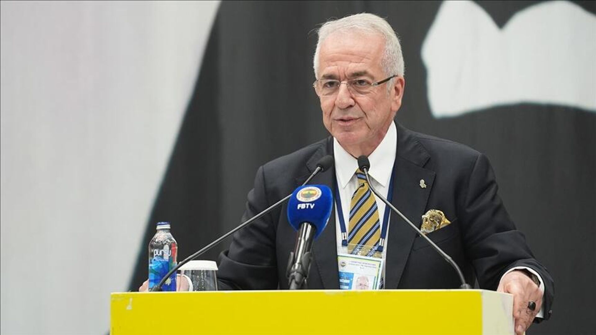 Fenerbahçe Başkan Vekili Erol Bilecik Fenerbahçe Başkan Vekili Erol Bilecik - Sputnik Türkiye, 1920, 12.07.2025