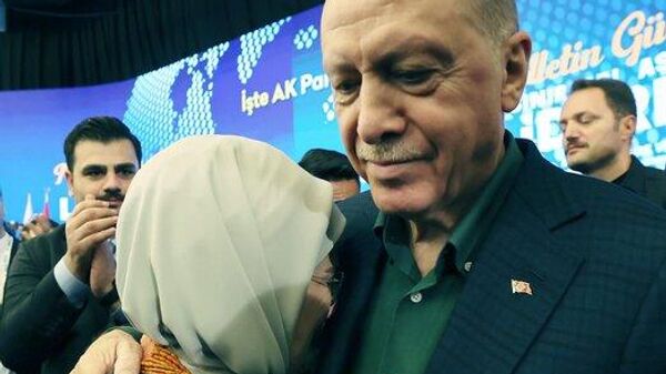Cumhurbaşkanı Erdoğan ve Emine Erdoğan - Sputnik Türkiye