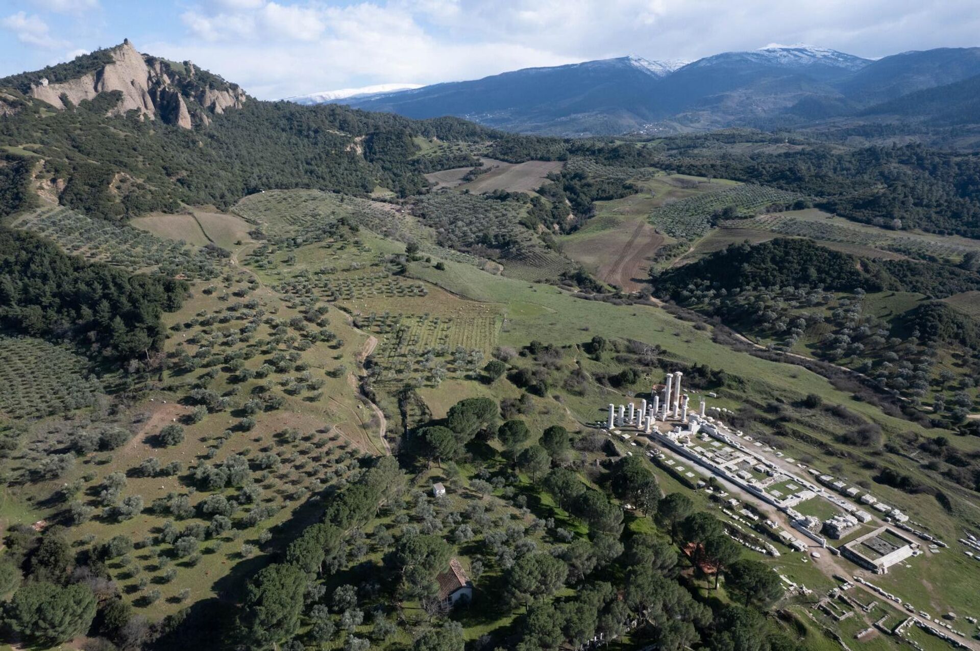 Sardes Antik Kenti  - Sputnik Türkiye, 1920, 12.07.2025