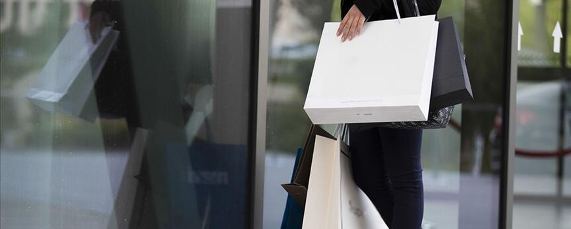 İndirimli satış - Sputnik Türkiye, 1920, 14.07.2025