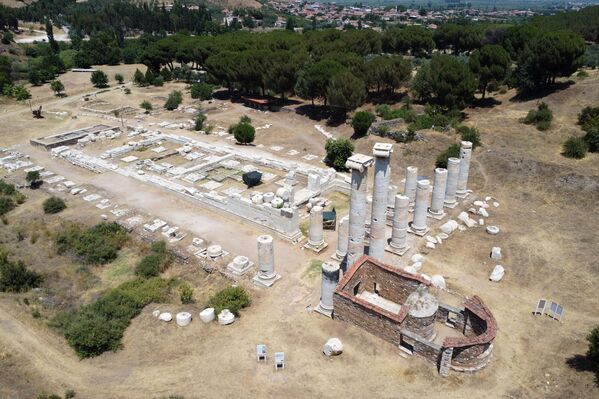 Manisa'nın Salihli ilçesinde yer alan ve Lidya Devleti'ne başkentlik yapmış Sardes Antik Kenti, tarihte devlet güvencesinde paranın ilk basıldığı yer olarak biliniyor. - Sputnik Türkiye
