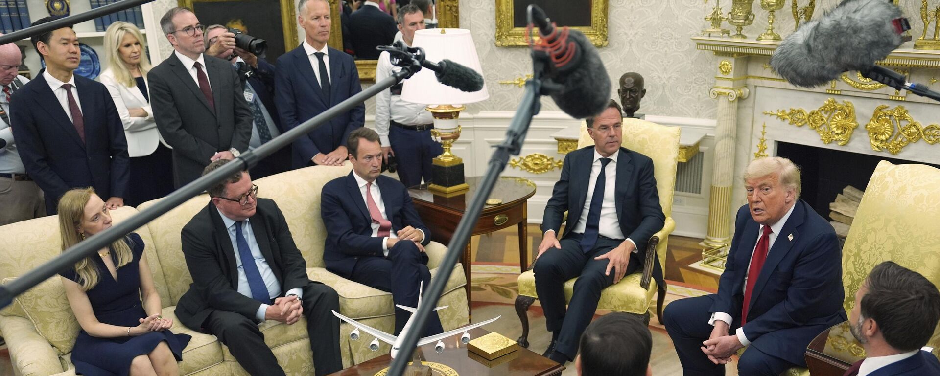 Trump’ın NATO üzerinden ABD savunma sanayi güçlendirme planı: Yüzde 2’den yüzde 5’e giden yol - Sputnik Türkiye, 1920, 15.07.2025