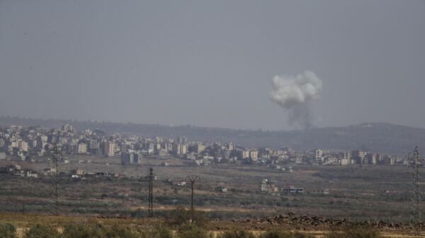 İsrail, Şam'ın Süveyda bölgesini tekrar hedef aldı - Sputnik Türkiye