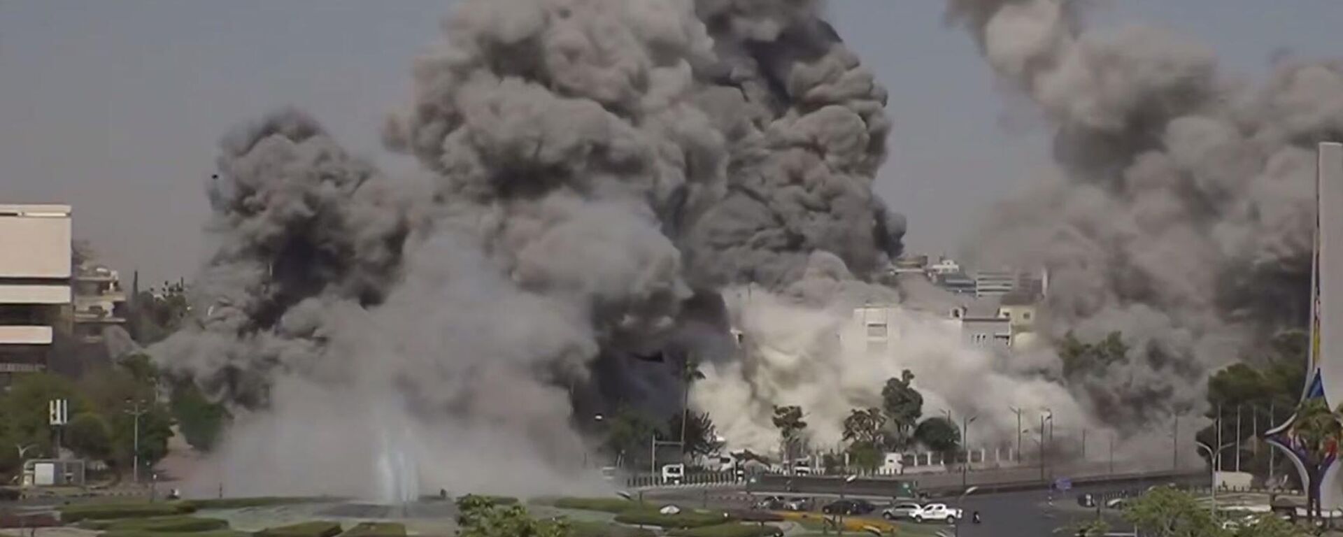 İsrail, Şam'a bombardıman başlattı - Sputnik Türkiye, 1920, 16.07.2025