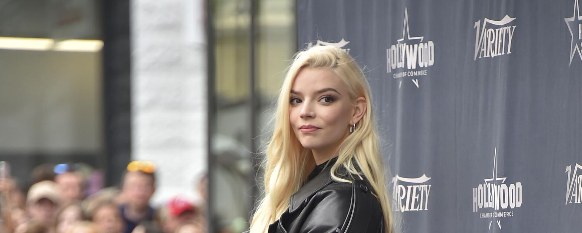 Anya Taylor-Joy, Antalya’da Lymra Antik Kenti’nde görüntülendi - Sputnik Türkiye, 1920, 19.07.2025