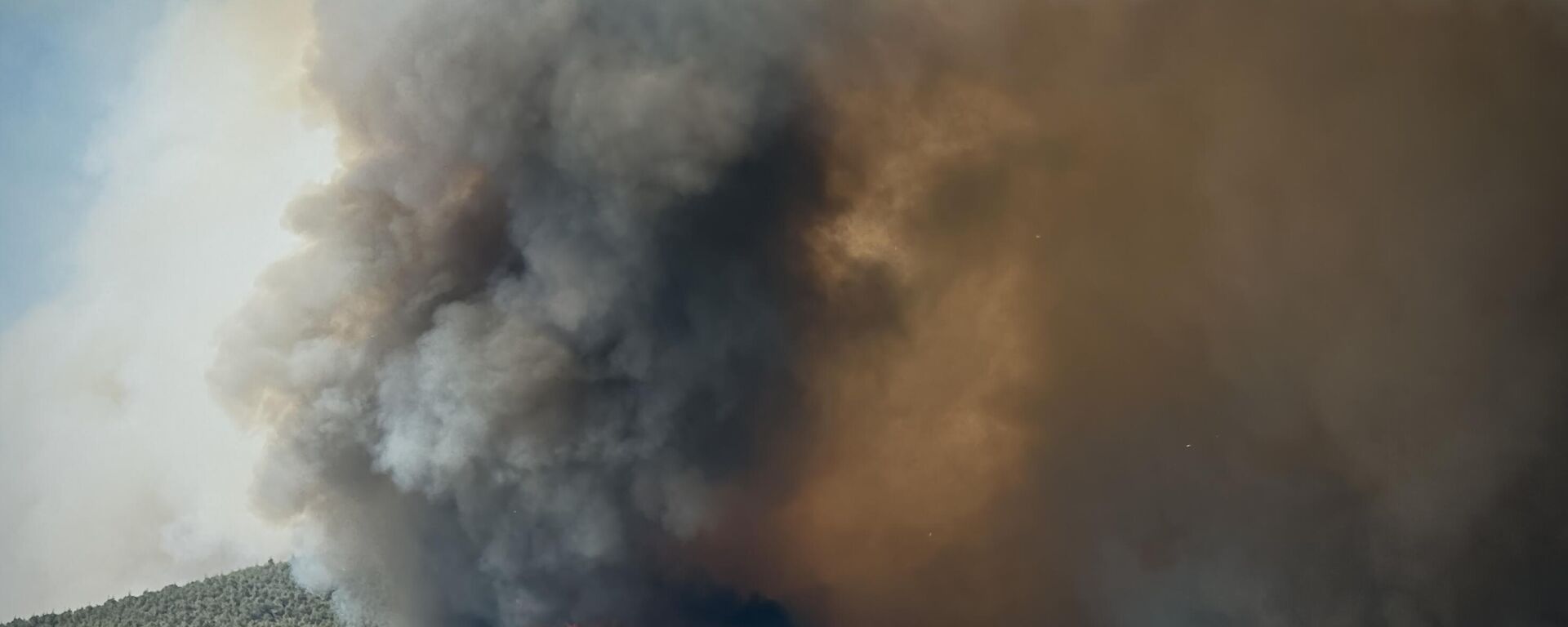 Bilecik yangını - Sputnik Türkiye, 1920, 21.07.2025