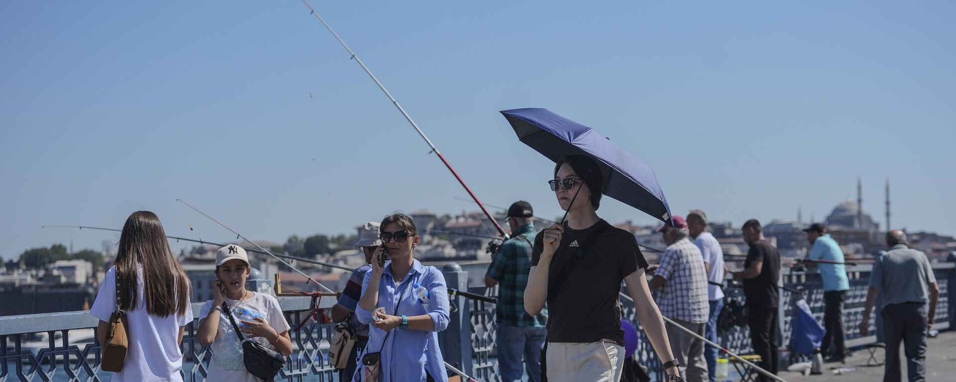 İstanbul sıcak hava - Sputnik Türkiye, 1920, 22.07.2025