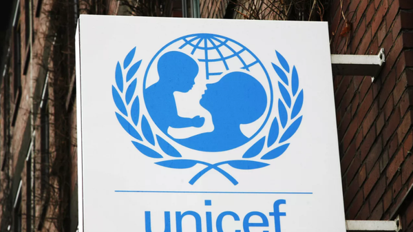 UNICEF logosu - Sputnik Türkiye