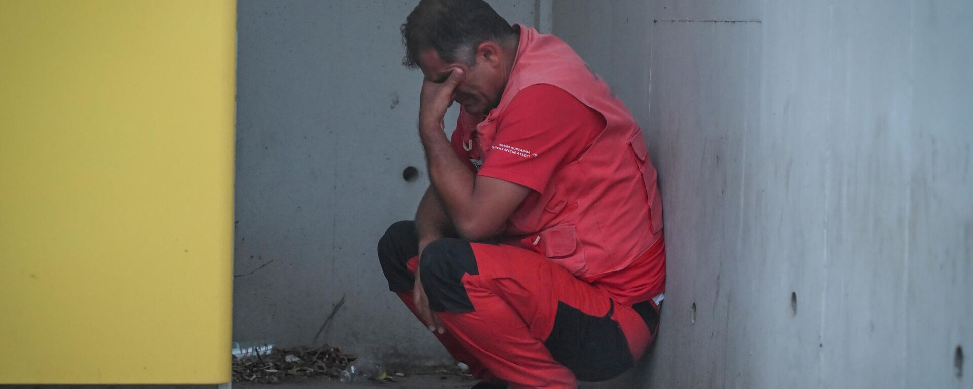 10 orman işçisinin naaşları Adli Tıp Kurumu'na getirildi - Sputnik Türkiye, 1920, 24.07.2025