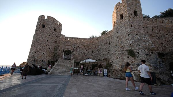Barbaros Hayrettin Paşa'nın mirası: Güvercinada Kalesi - Sputnik Türkiye