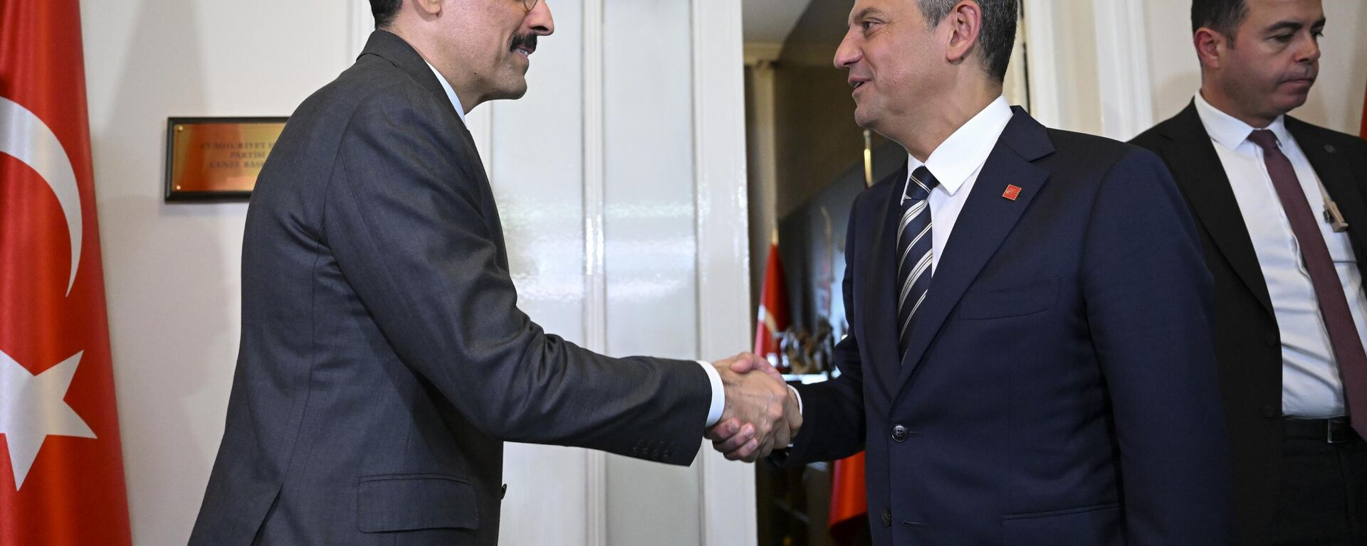 MİT Başkanı Kalın ve CHP lideri Özel - Sputnik Türkiye, 1920, 24.07.2025