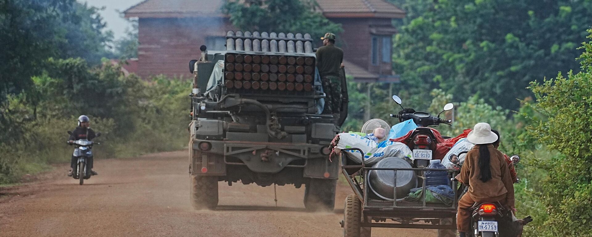 Tayland ve Komboçya arasında çatışmalar devam ediyor - Sputnik Türkiye, 1920, 25.07.2025