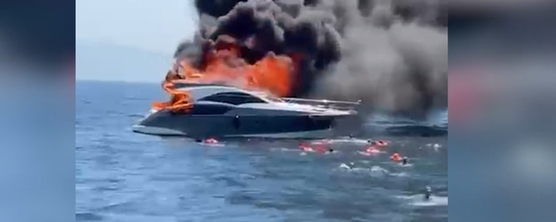 Kınalıada açıklarında tekne yangını - Sputnik Türkiye, 1920, 25.07.2025