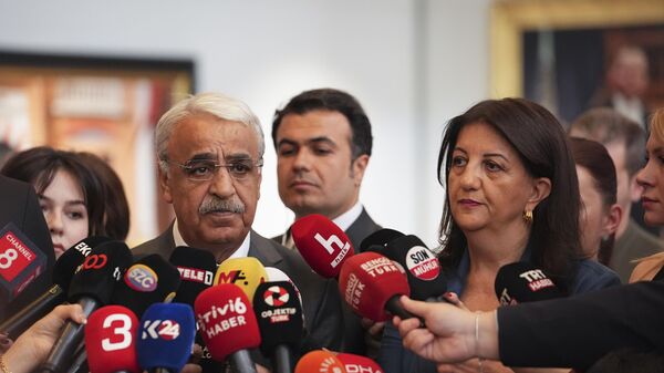 DEM Parti heyeti - Sputnik Türkiye