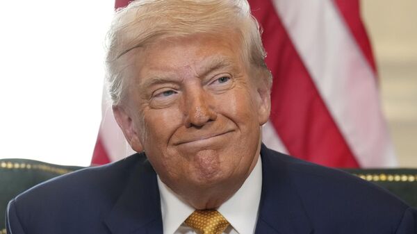 Trump, İsrail'in Gazze'deki tutumuna ilişkin açıklamalarda bulundu - Sputnik Türkiye