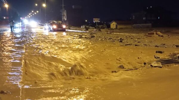 Konya sel - Sputnik Türkiye