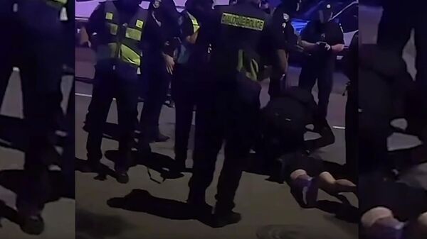 Ukrayna’nın Vinitsa kentinde zorunlu seferberliğe karşı protesto patlak verdi - Sputnik Türkiye