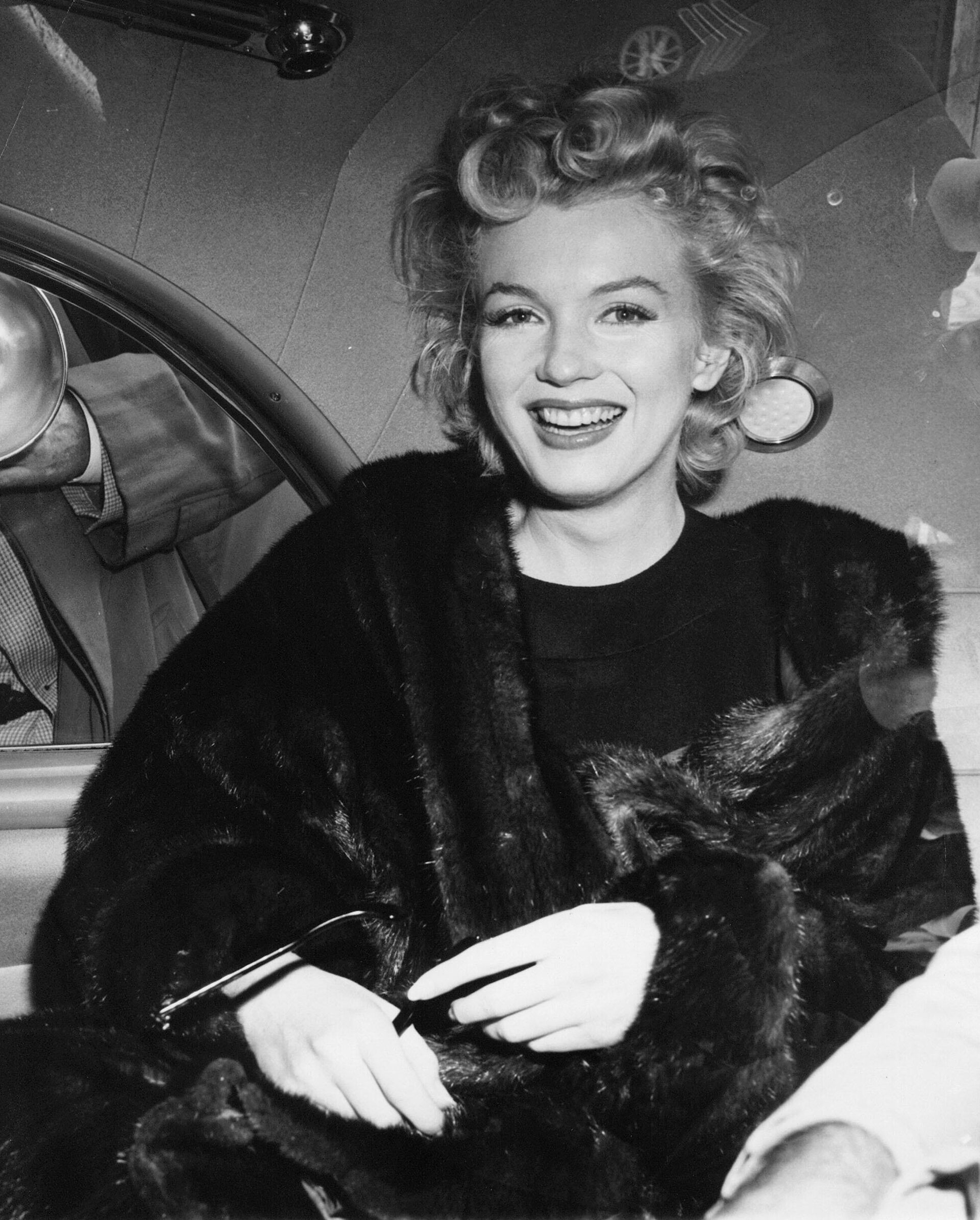 Marilyn Monroe - Sputnik Türkiye, 1920, 06.08.2025