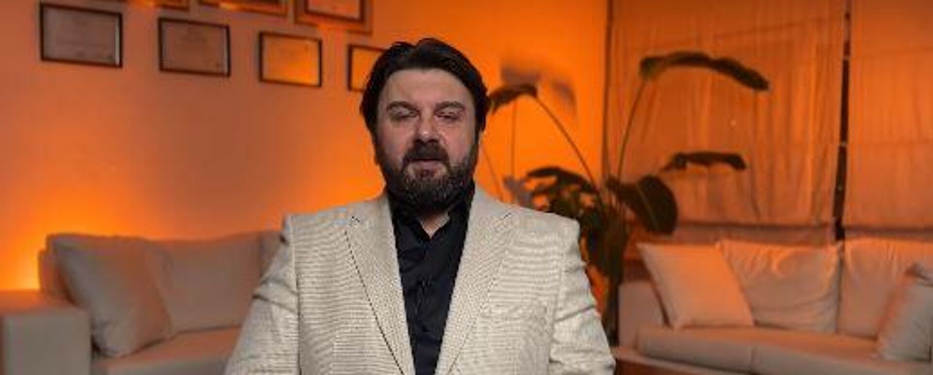 Volkan Uçak - Sputnik Türkiye, 1920, 06.08.2025