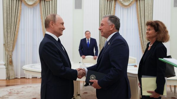 Tổng thống Nga Putin tiếp Đặc phái viên Tổng thống Hoa Kỳ Witkoff tại Điện Kremlin - Sputnik Türkiye