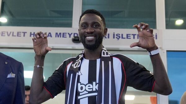 Beşiktaş yeni transferi İstanbul'a geldi - Sputnik Türkiye