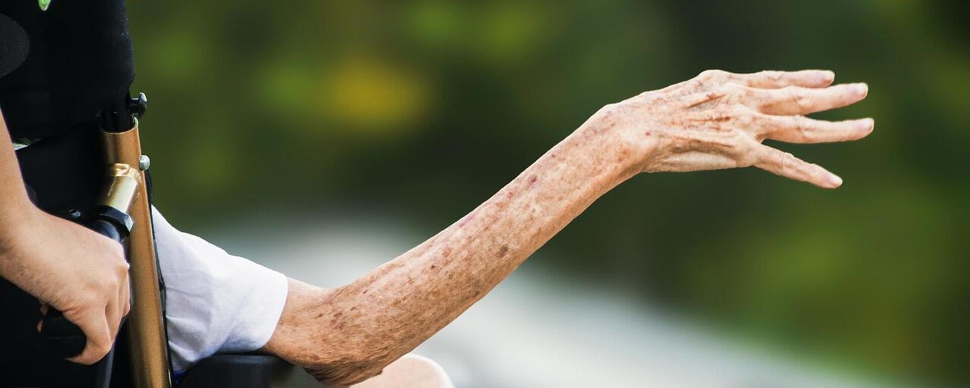 yaşlı insan - Sputnik Türkiye, 1920, 10.01.2026