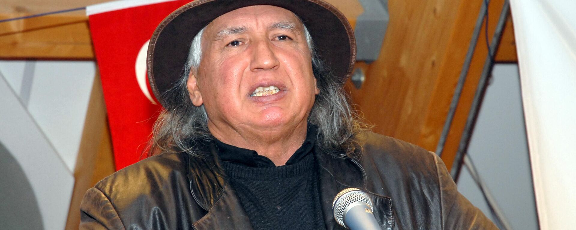 Jeoloji Mühendisi Prof. Dr. Şener Üşümezsoy - Sputnik Türkiye, 1920, 04.11.2025