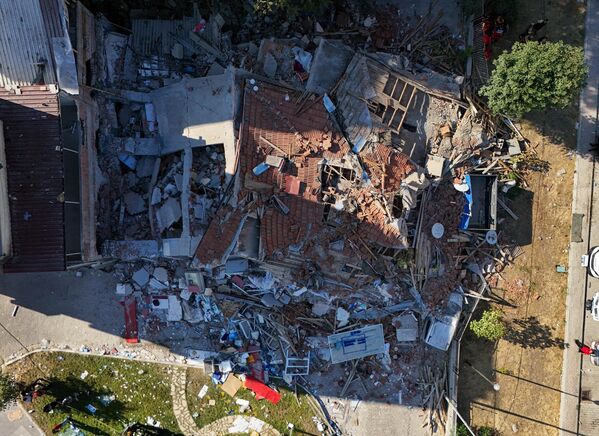 Artçıların hala devam ettiği 6.1 şiddetindeki deprem, çevre illerden de hissedildi. - Sputnik Türkiye