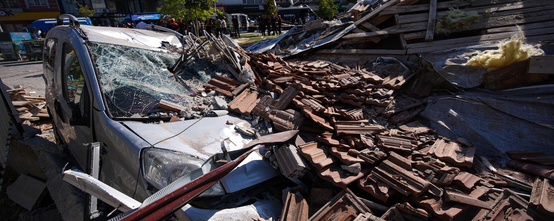 Balıkesir Sındırgı merkezli depremlerin hasara neden olduğu mahalleler görüntülendi - Sputnik Türkiye, 1920, 03.10.2025