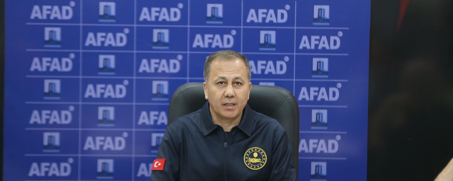 Ali Yerlikaya - Sputnik Türkiye, 1920, 12.08.2025