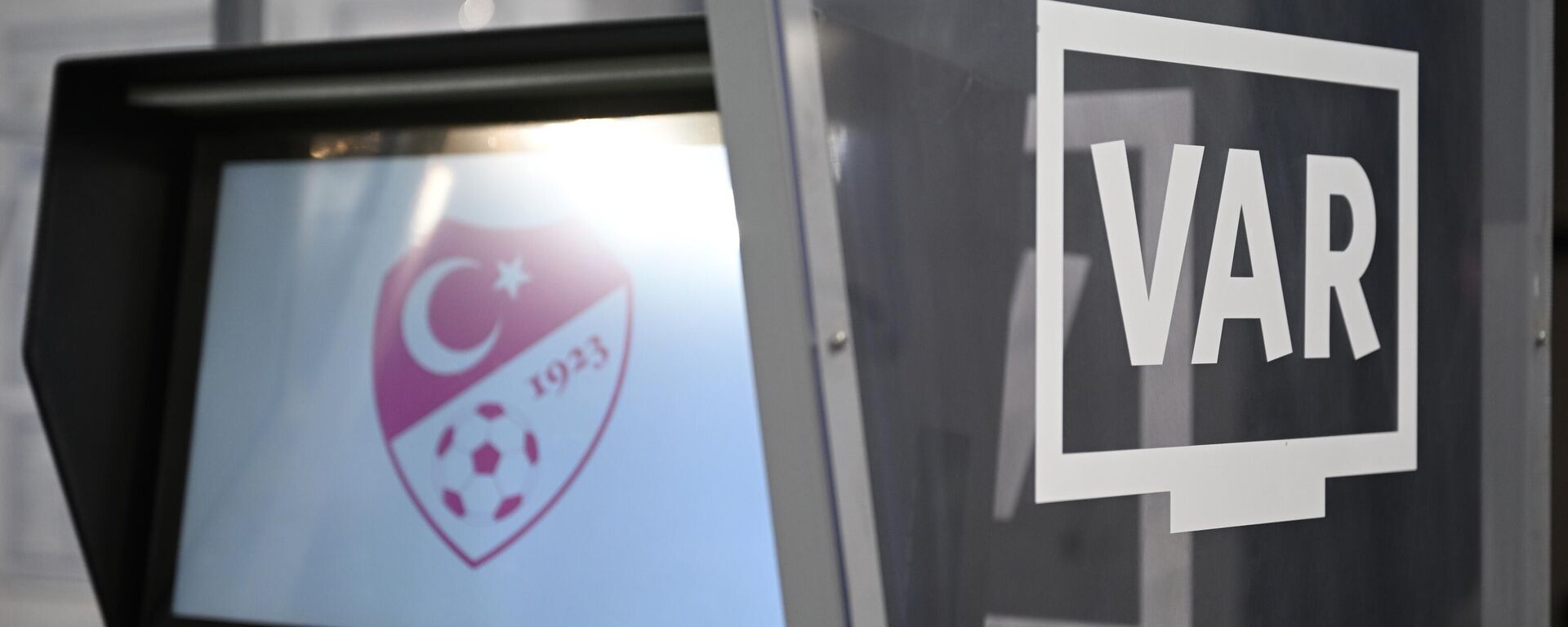 Video yardımcı hakem - Sputnik Türkiye, 1920, 15.12.2025